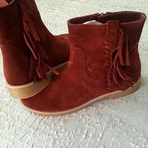 NWOT Zara fringe girls boots